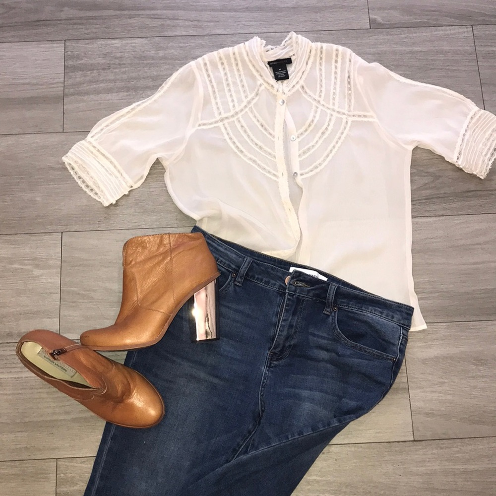 BCBG fine detail blouse, sheer super feminine